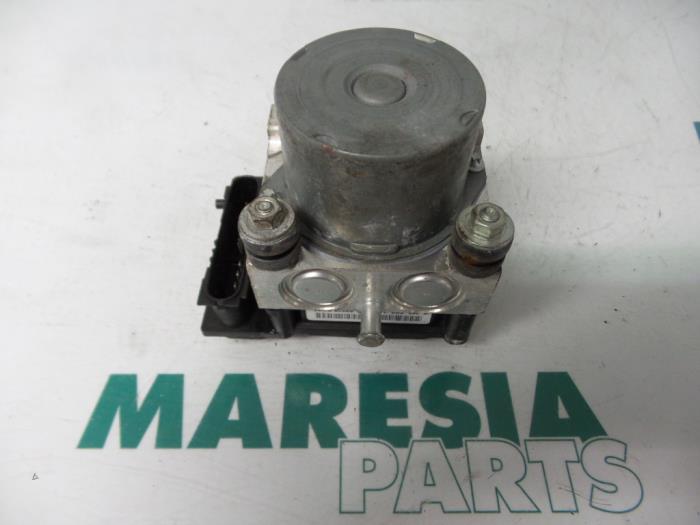 Used ABS pump Citroen C1 1.0 12V Price € 25,00 Margin scheme offered by Maresia Parts
