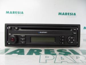 Usados Reproductor de CD y radio Dacia Logan (LS) 1.6 16V Precio € 157,50 Norma de margen ofrecido por Maresia Parts