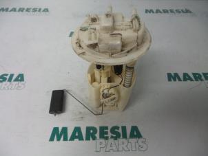 Used Electric fuel pump Peugeot 206 (2A/C/H/J/S) 1.4 XR,XS,XT,Gentry Price € 35,00 Margin scheme offered by Maresia Parts
