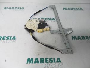 Used Window mechanism 4-door, front right Peugeot 307 SW (3H) 2.0 16V Price € 35,00 Margin scheme offered by Maresia Parts