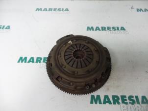 Used Flywheel Alfa Romeo 147 (937) 1.6 HP Twin Spark 16V Price € 65,00 Margin scheme offered by Maresia Parts