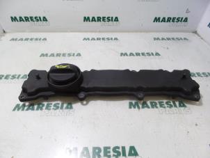 Used Rocker cover Peugeot 206 (2A/C/H/J/S) 1.4 16V Price € 25,00 Margin scheme offered by Maresia Parts