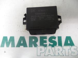 Usagé Module PDC Renault Scénic III (JZ) 1.4 16V TCe 130 Prix € 40,00 Règlement à la marge proposé par Maresia Parts