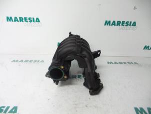 Used Intake manifold Peugeot 307 Break (3E) 1.6 16V Price € 35,00 Margin scheme offered by Maresia Parts