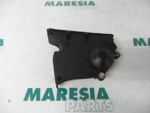 Used Timing cover Renault Laguna II Grandtour (KG) 2.0 16V Price € 15,00 Margin scheme offered by Maresia Parts