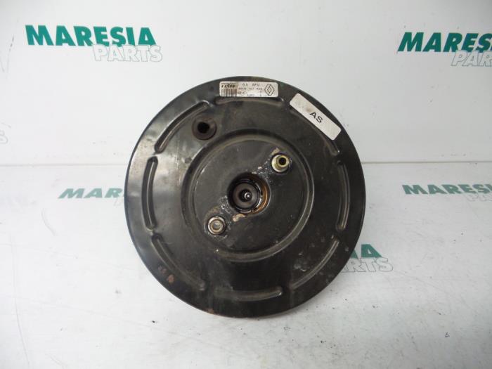 Usagé Servo frein Renault Scénic II (JM) 1.6 16V Prix € 50,00 Règlement à la marge proposé par Maresia Parts