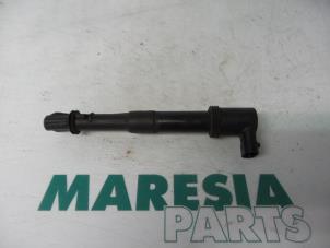 Używane Zestaw cewek zaplonowych Fiat Stilo (192A/B) 1.6 16V Cena € 10,00 Procedura marży oferowane przez Maresia Parts