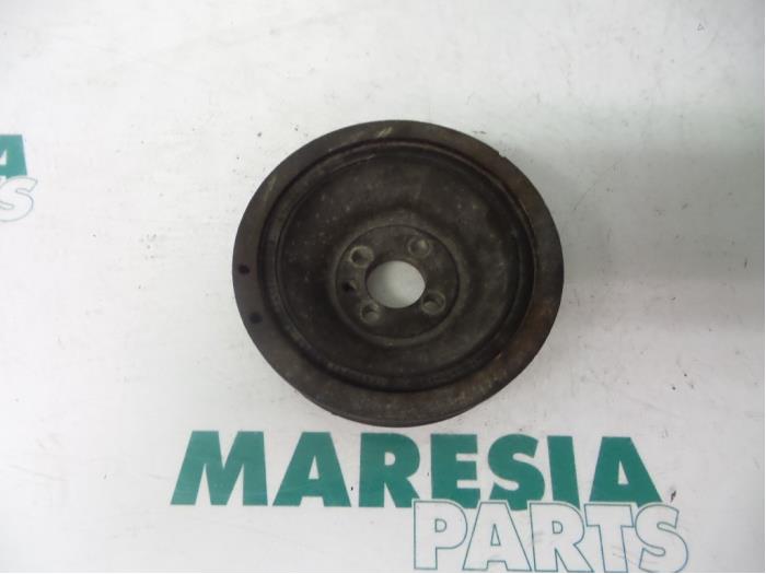 Crankshaft pulley from a Alfa Romeo 156 Sportwagon (932) 2.0 JTS 16V 2002