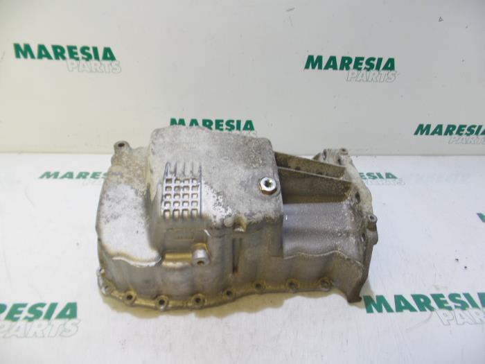 Gebrauchte Ölwanne Renault Kangoo (KC) 1.6 16V Preis € 30,00 Margenregelung angeboten von Maresia Parts