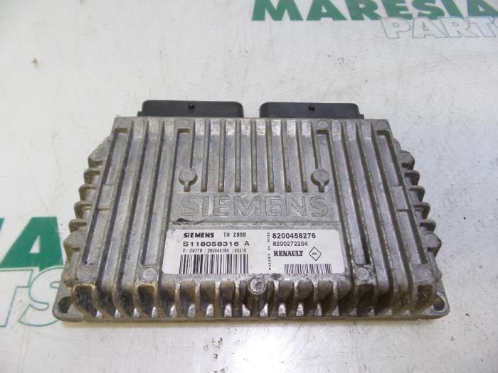 Used Automatic gearbox computer Renault Scénic II (JM) 2.0 16V Price € 157,50 Margin scheme offered by Maresia Parts