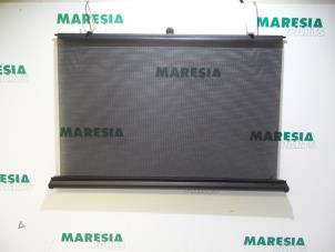 Used Sun visor Renault Fluence (LZ) 1.5 dCi 105 Price € 50,00 Margin scheme offered by Maresia Parts