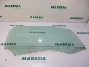 Used Door window 2-door, right Citroen DS3 (SA) 1.6 e-HDi Price € 25,00 Margin scheme offered by Maresia Parts