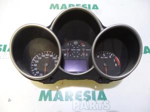 Used Instrument panel Alfa Romeo 147 (937) 1.6 Twin Spark 16V Price € 50,00 Margin scheme offered by Maresia Parts