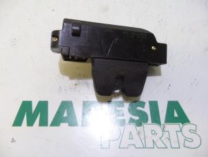 Gebrauchte Schließmechanik Heckklappe Citroen Xsara Picasso (CH) 1.8 16V Preis € 20,00 Margenregelung angeboten von Maresia Parts
