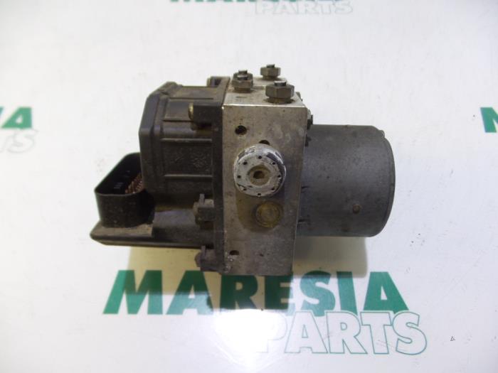 Used ABS pump Fiat Stilo (192A/B) 1.6 16V 5-Drs. Price € 75,00 Margin scheme offered by Maresia Parts