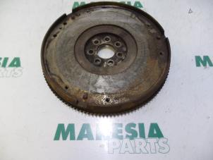 Używane Kolo zamachowe Renault Master III (JD/ND/PD) 2.2 dCi 16V Cena € 131,25 Procedura marży oferowane przez Maresia Parts