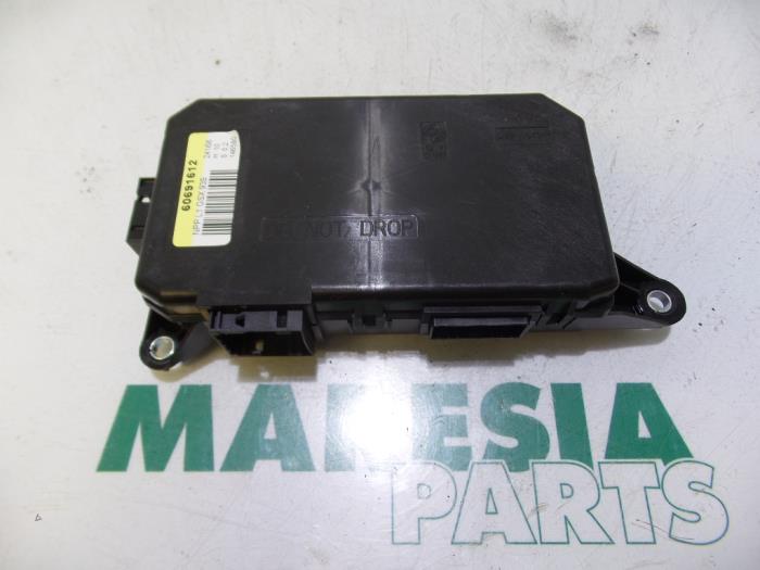 Usagé Ordinateur divers Alfa Romeo 159 Sportwagon (939BX) 2.2 JTS 16V Prix € 50,00 Règlement à la marge proposé par Maresia Parts