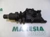 Thermostat housing from a Renault Clio III (BR/CR), 2005 / 2014 1.4 16V, Hatchback, Petrol, 1.390cc, 72kW (98pk), FWD, K4J780, 2005-06 / 2012-12, BR0A; BR1A; CR0A; CR1A; BRCA; CRCA 2006