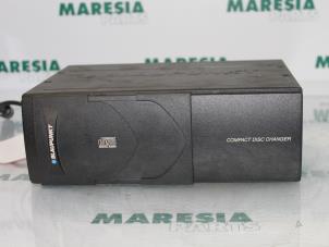 Używane Zmieniarka CD Alfa Romeo 156 (932) 1.8 Twin Spark 16V Cena € 75,00 Procedura marży oferowane przez Maresia Parts
