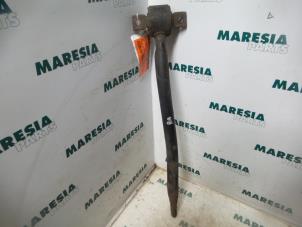 Used Rear wishbone, right Alfa Romeo 156 (932) 1.8 Twin Spark 16V Price € 35,00 Margin scheme offered by Maresia Parts