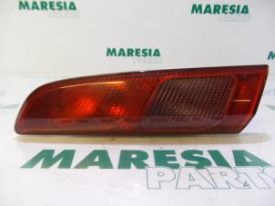 Używane Tylne swiatlo pozycyjne prawe Alfa Romeo 156 Sportwagon (932) 1.9 JTD 16V Cena € 25,00 Procedura marży oferowane przez Maresia Parts
