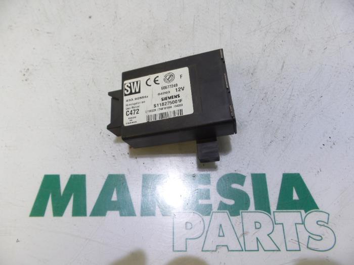 Usagé Ordinateur divers Alfa Romeo 156 Sportwagon (932) 1.9 JTD 16V Prix € 50,00 Règlement à la marge proposé par Maresia Parts