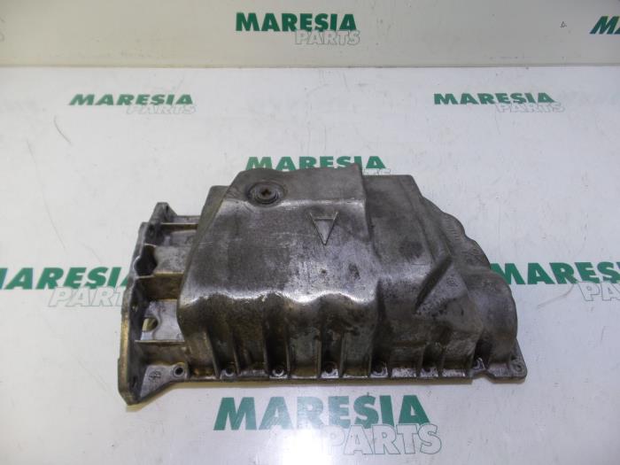 Gebrauchte Ölwanne Renault Kangoo Express (FC) 1.9 D 65 Preis € 30,00 Margenregelung angeboten von Maresia Parts