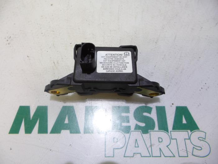 Begagnade ESP-dator Renault Espace (JK) 2.0 16V Turbo Pris € 105,00 Marginaltabell erbjuds av Maresia Parts