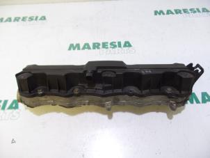 Used Camshaft Peugeot 206 CC (2D) 1.6 16V Price € 50,00 Margin scheme offered by Maresia Parts
