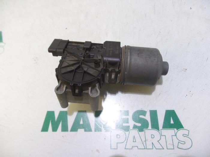 Moteur essuie-glace avant Peugeot 207/207+ 1.4 HDi - 0390241540 BOSCH