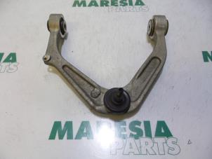 Used Front upper wishbone, left Alfa Romeo 159 (939AX) 1.8 TBI 16V Price € 50,00 Margin scheme offered by Maresia Parts