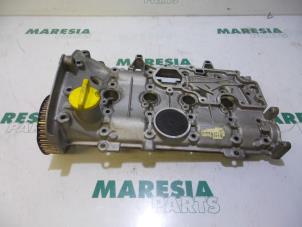 Używane Walek rozrzadu Renault Megane Scénic (JA) 1.6 16V RT,RXE,RXT Cena € 105,00 Procedura marży oferowane przez Maresia Parts