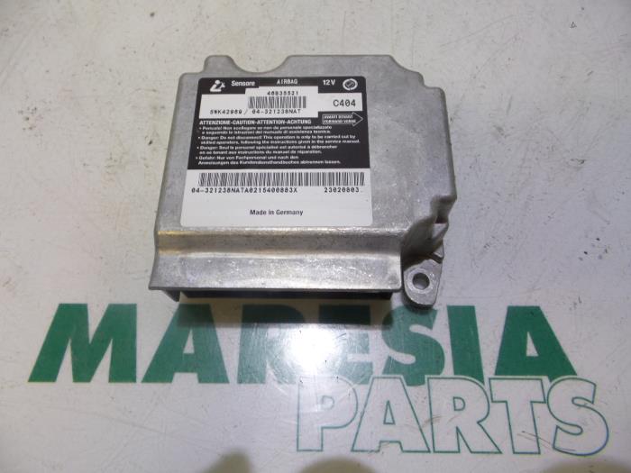 Begagnade Airbagmodul Fiat Stilo (192A/B) 1.2 16V 3-Drs. Pris € 100,00 Marginaltabell erbjuds av Maresia Parts
