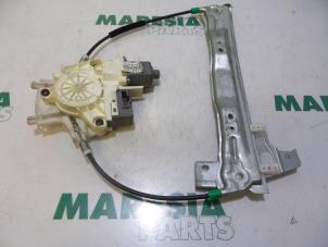 Used Rear door window mechanism 4-door, right Peugeot 407 SW (6E) 2.0 HDiF 16V Price € 50,00 Margin scheme offered by Maresia Parts