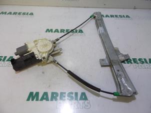 Used Window mechanism 4-door, front right Peugeot 407 SW (6E) 2.0 HDiF 16V Price € 60,00 Margin scheme offered by Maresia Parts