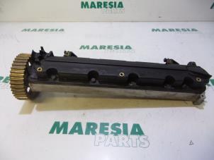 Usagé Arbre à cames Citroen Xsara Break (N2) 1.8i 16V Exclusive Prix € 50,00 Règlement à la marge proposé par Maresia Parts