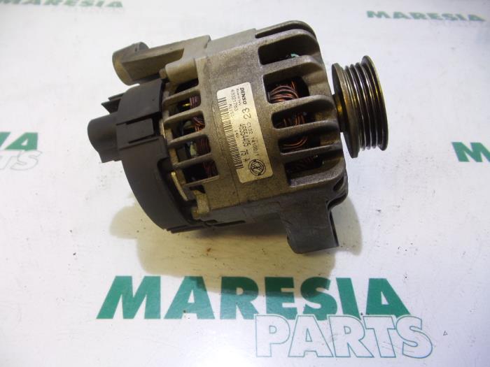 Used Dynamo Fiat Stilo (192A/B) 1.2 16V 3-Drs. Price € 40,00 Margin scheme offered by Maresia Parts