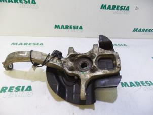 Used Knuckle, front left Alfa Romeo 159 (939AX) 1.8 TBI 16V Price € 75,00 Margin scheme offered by Maresia Parts