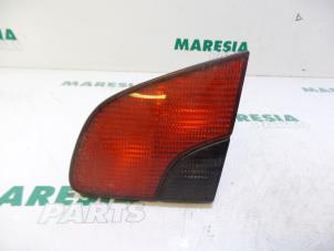 Gebrauchte Rücklicht rechts Peugeot 406 Break (8E/F) 1.8 16V Preis € 20,00 Margenregelung angeboten von Maresia Parts