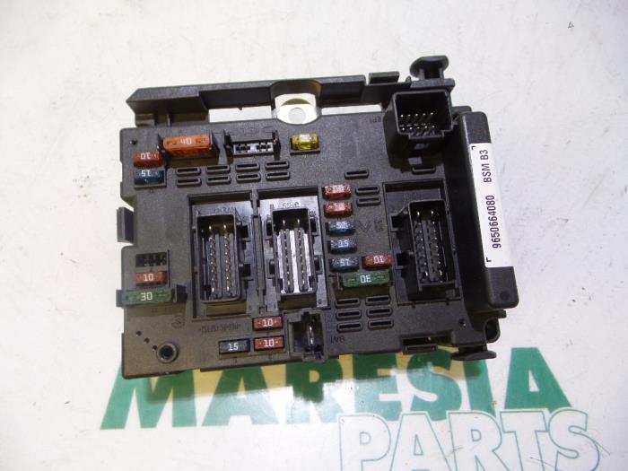 Fuse box Citroen Picasso - 9650664080 DELPHI - Maresia Parts