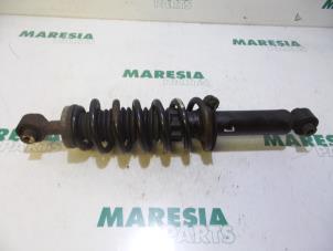 Used Rear shock absorber rod, left Peugeot 407 SW (6E) 2.0 HDiF 16V Price € 60,00 Margin scheme offered by Maresia Parts