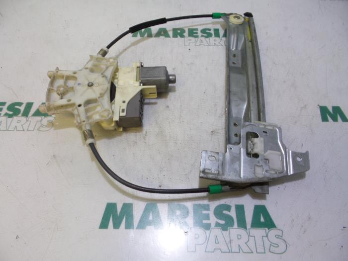 Peugeot 407 Rear door window mechanisms 4-door, left stock