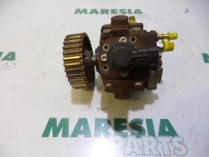 Używane Mechaniczna pompa paliwa Peugeot Partner (GC/GF/GG/GJ/GK) 1.6 HDI 90 16V Cena € 30,25 Z VAT oferowane przez Maresia Parts