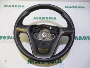 Używane Kierownica Lancia Ypsilon (312) 0.9 TwinAir 85 Cena € 75,00 Procedura marży oferowane przez Maresia Parts