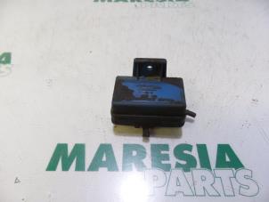 Used Glow plug relay Peugeot 205 Price € 20,00 Margin scheme offered by Maresia Parts
