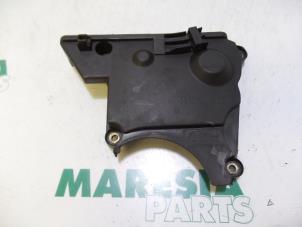Used Timing cover Renault Clio II (BB/CB) 1.4 16V Price € 20,00 Margin scheme offered by Maresia Parts