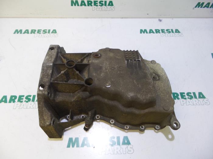 Gebrauchte Ölwanne Renault Modus/Grand Modus (JP) 1.6 16V Preis € 40,00 Margenregelung angeboten von Maresia Parts