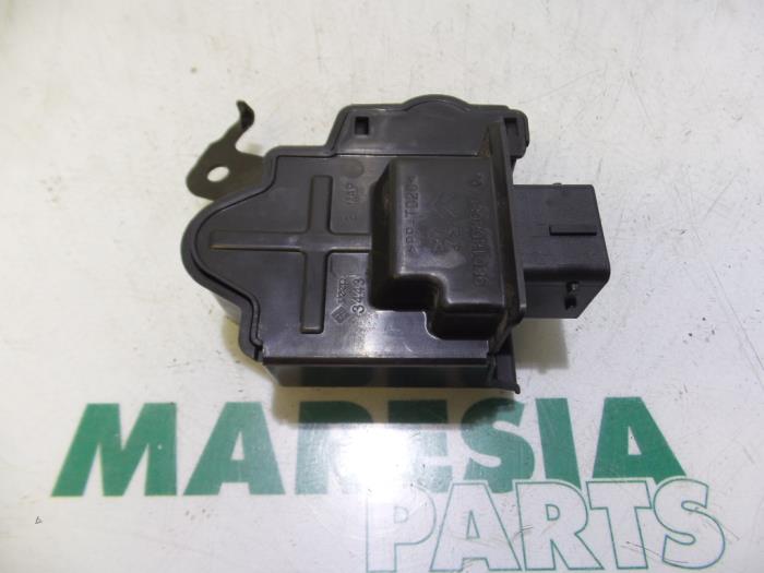 Used Computer, miscellaneous Citroen C4 Cactus (0B/0P) 1.6 Blue Hdi 100 Price € 50,00 Margin scheme offered by Maresia Parts