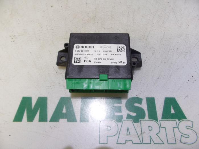 Begagnade PDC-modul Citroen C4 Cactus (0B/0P) 1.6 Blue Hdi 100 Pris € 69,99 Marginaltabell erbjuds av Maresia Parts