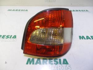 Usagé Feu arrière droit Renault Scénic I (JA) 1.6 16V Prix € 17,50 Règlement à la marge proposé par Maresia Parts